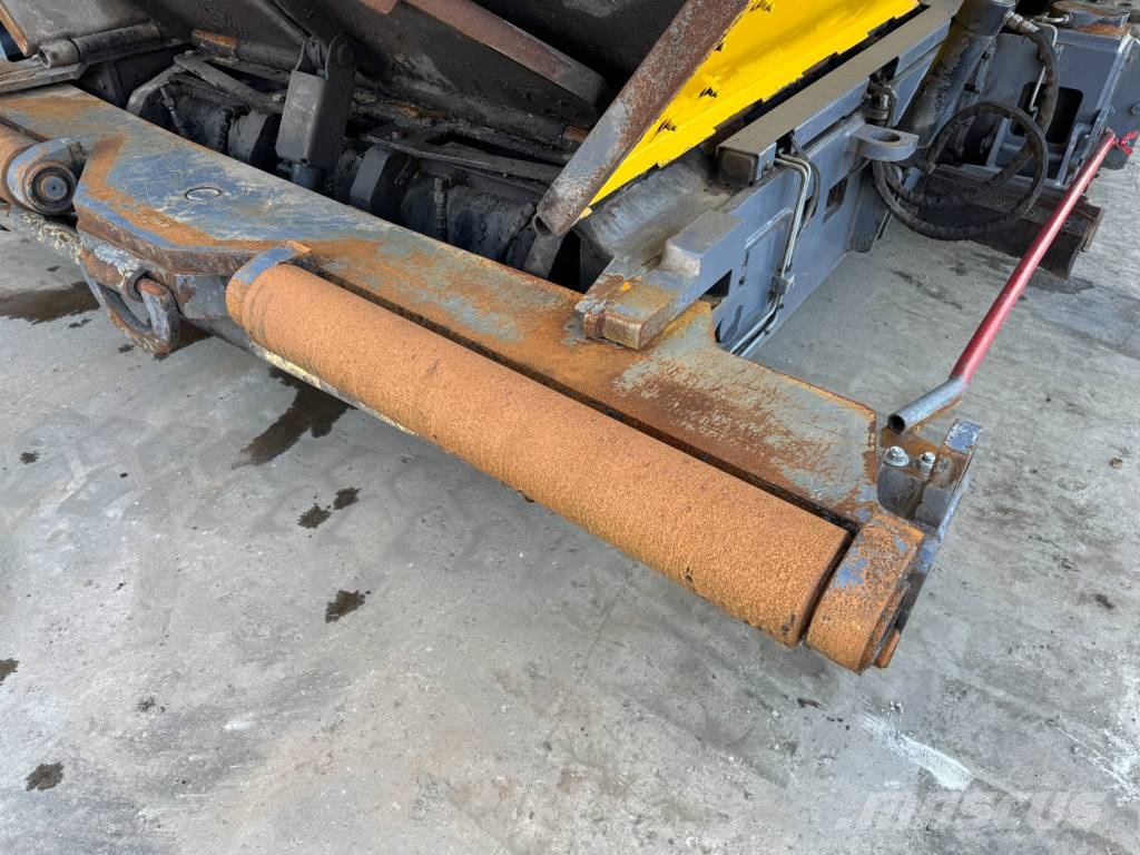 Bomag BMF 2500 S Asfaltafwerkmachines