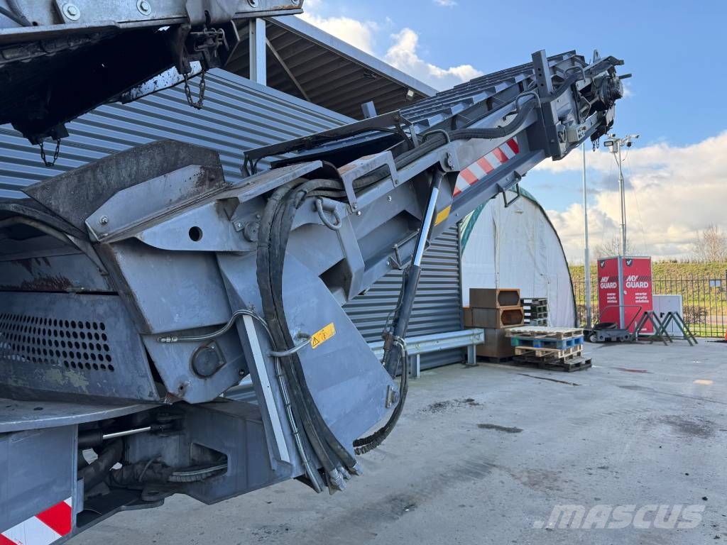 Bomag BMF 2500 S Asfaltafwerkmachines