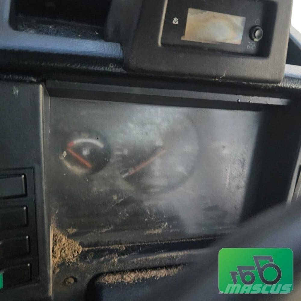 Valmet 8350. Parts 拖拉机/农用车