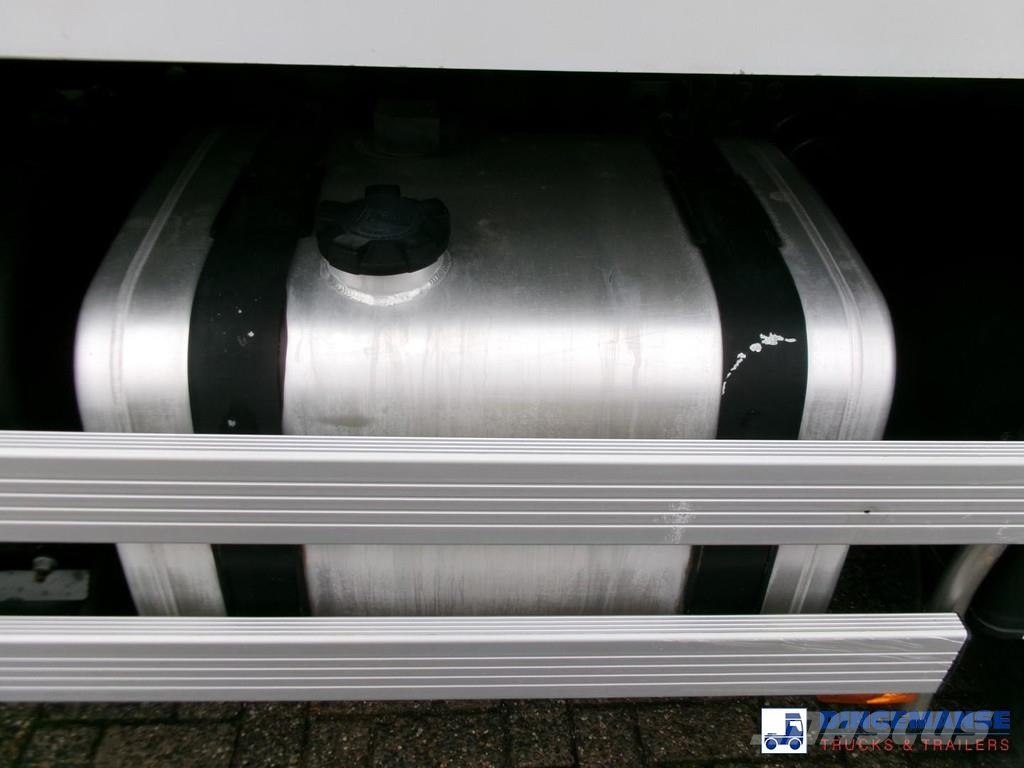 Renault Premium 270 4x2 fuel tank 13.8 m3 / 4 comp Tankwagen