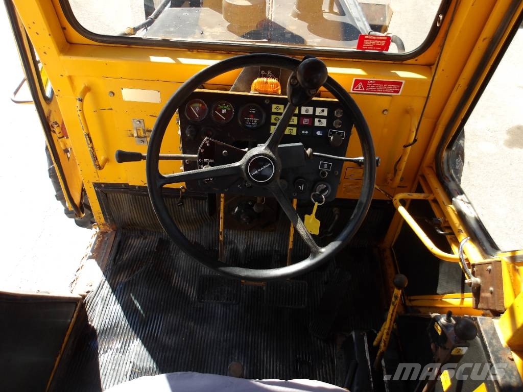 Volvo BM 646 Rovokopači