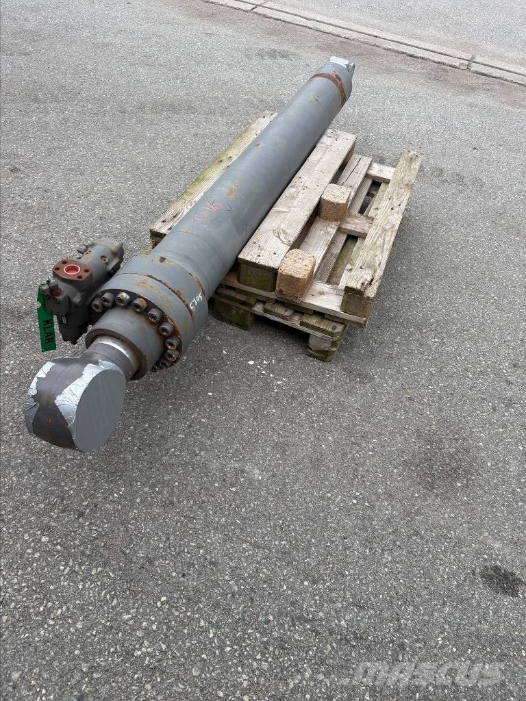 Volvo EC480 Stick / Arm Cylinder – 14736353 Hydraulik