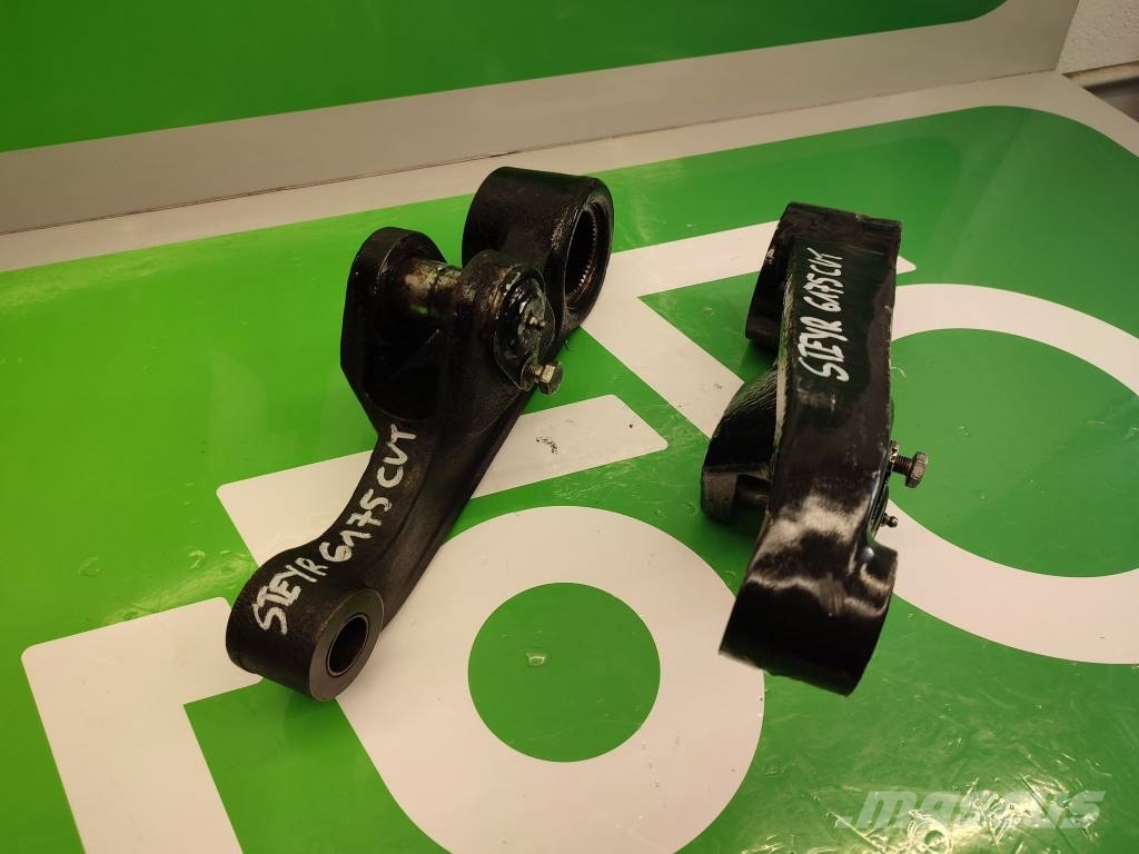 Steyr 6175 CVT Rear Lift Arm CNH 84371440 Alusta ja jousitus