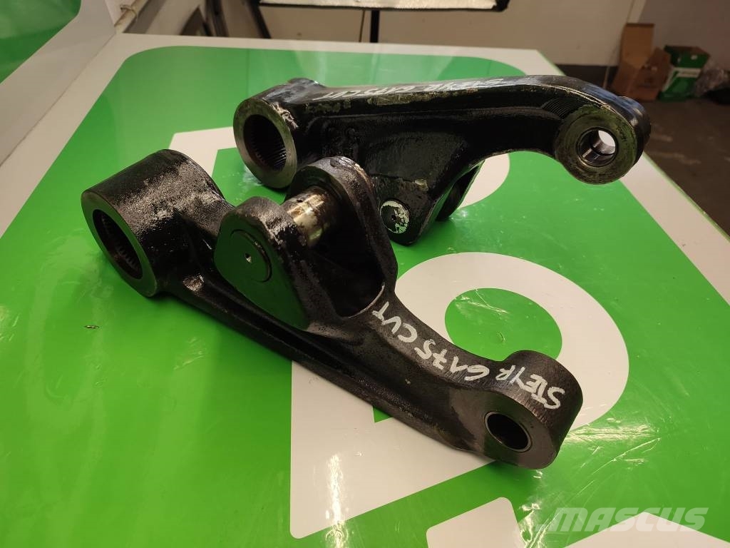 Steyr 6175 CVT Rear Lift Arm CNH 84371440 Alusta ja jousitus