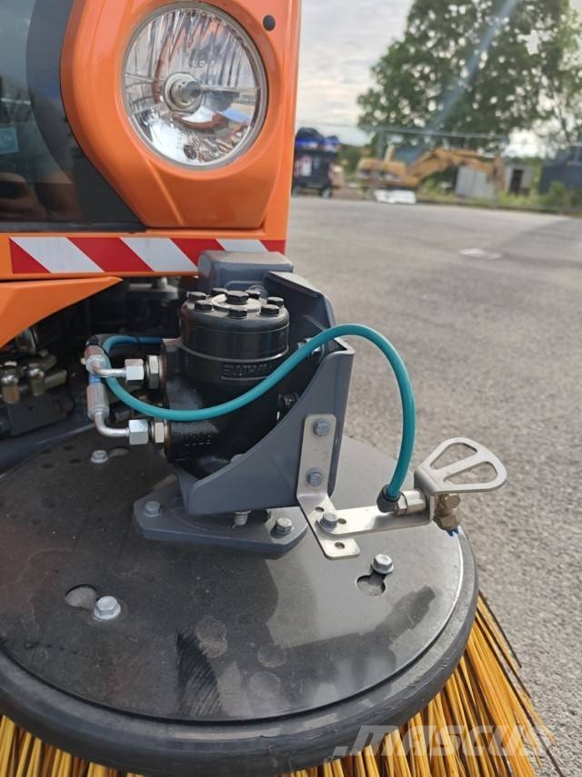Dulevo 850 MINI YANMAR EU6 Підмітальні машини