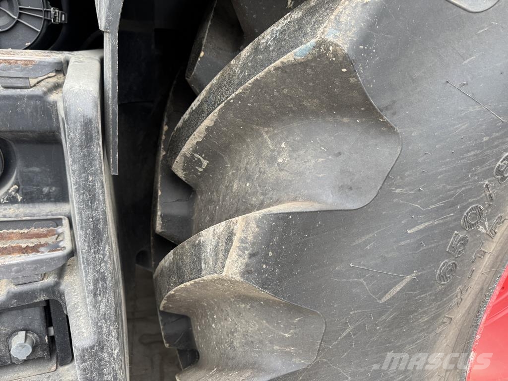 Fendt 824 VARIO PROFI + Трактори