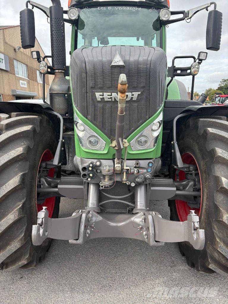 Fendt 824 VARIO PROFI + MOTEUR NEUF Traktorer