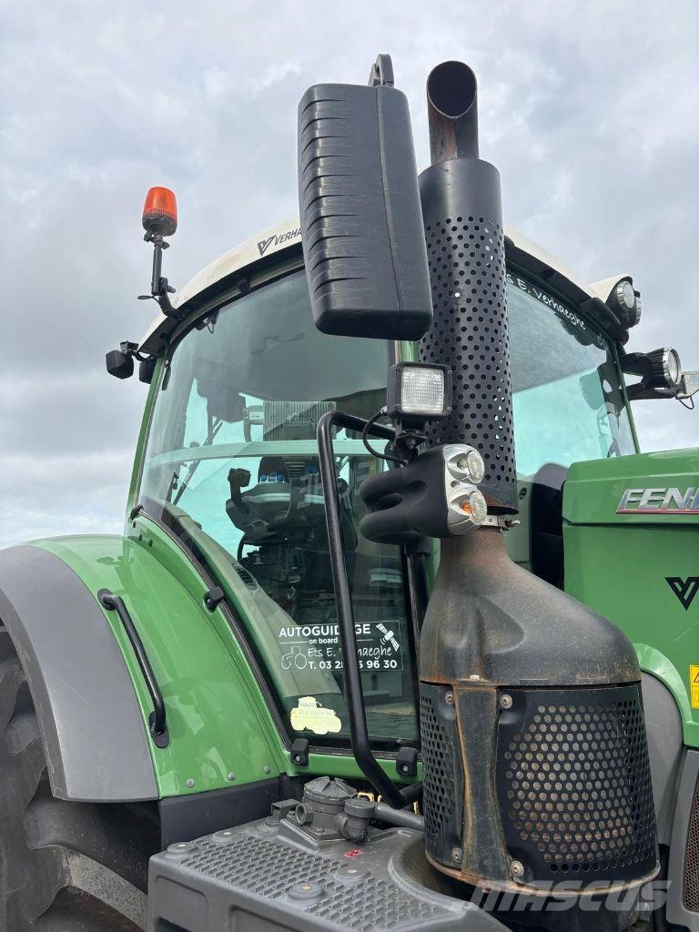 Fendt 824 VARIO PROFI + MOTEUR NEUF トラクター