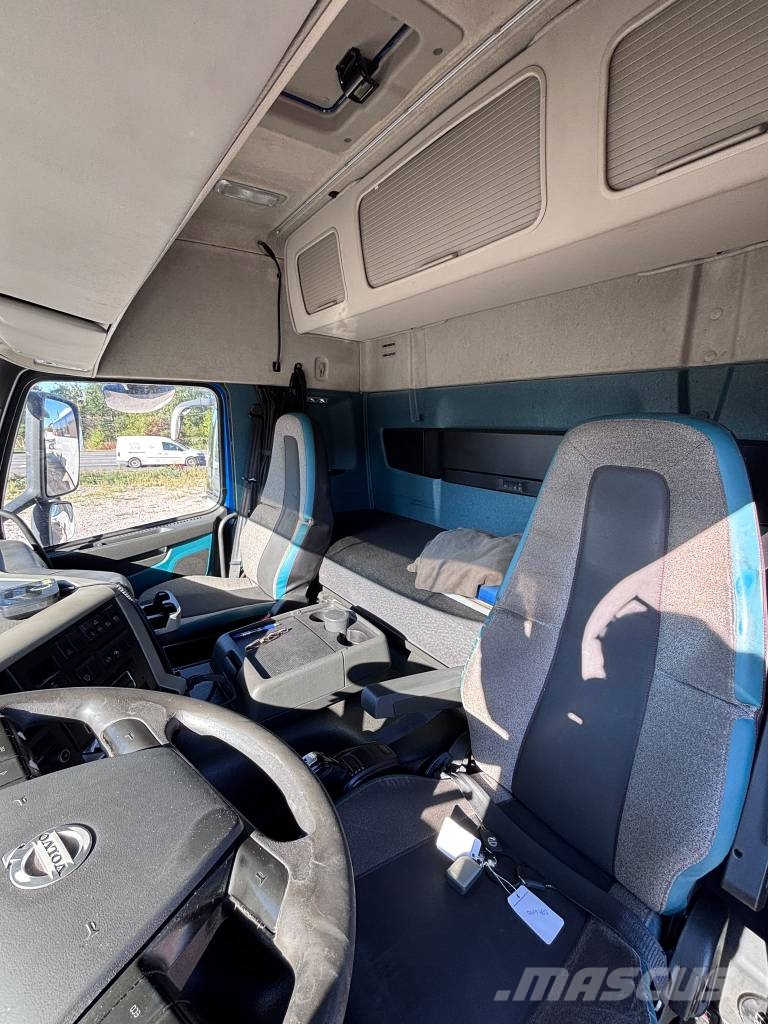 Volvo FM وحدات الجر