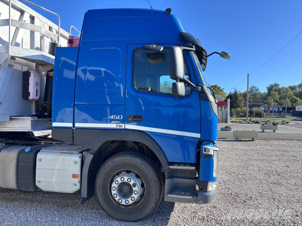 Volvo FM وحدات الجر