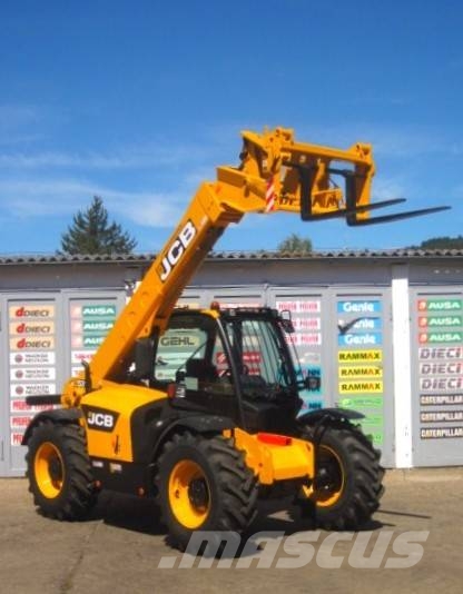 JCB 531 - 70 TURBO 4x4x4 - 7.0m / 3.1t. Verreikers