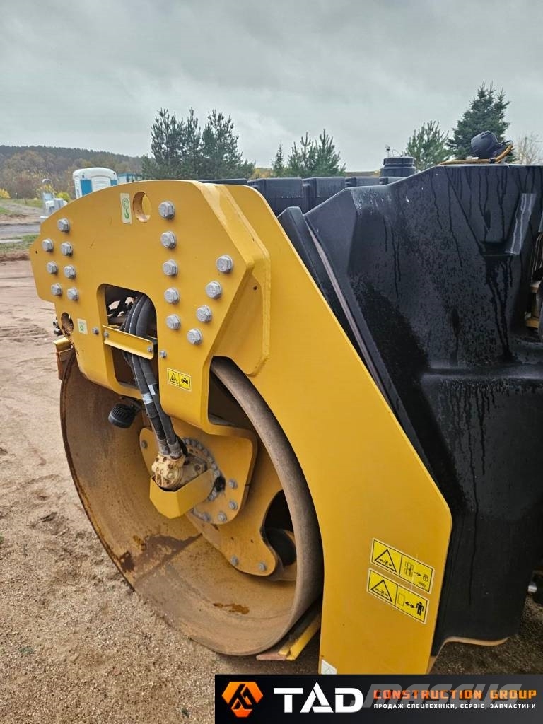 CAT CB 13 其他压路机