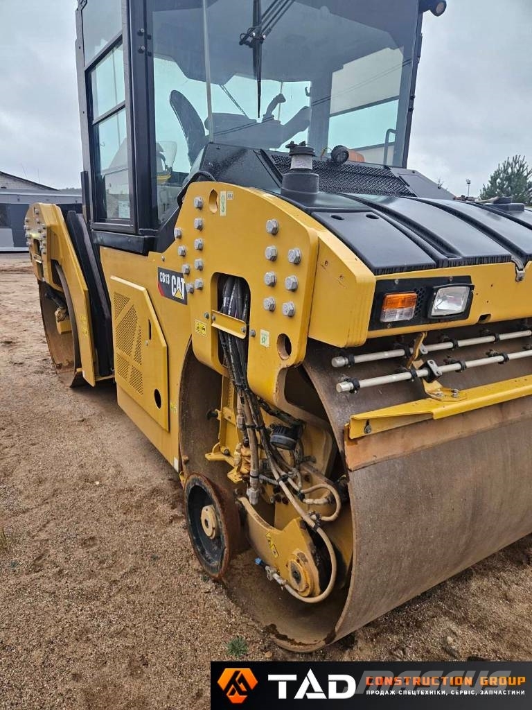 CAT CB 13 其他压路机