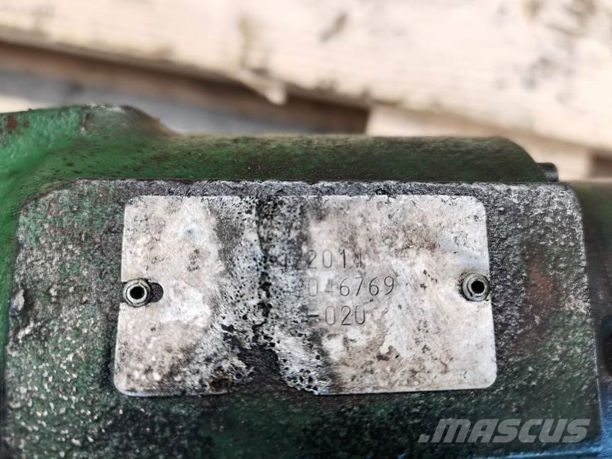 John Deere 9640 WTS {AH161250} hydraulic pump Hydraulika