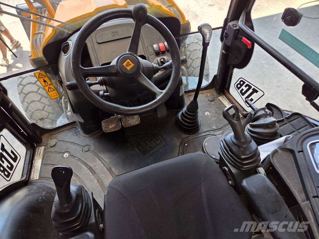 JCB 3 CX T Buldoexcavatoare