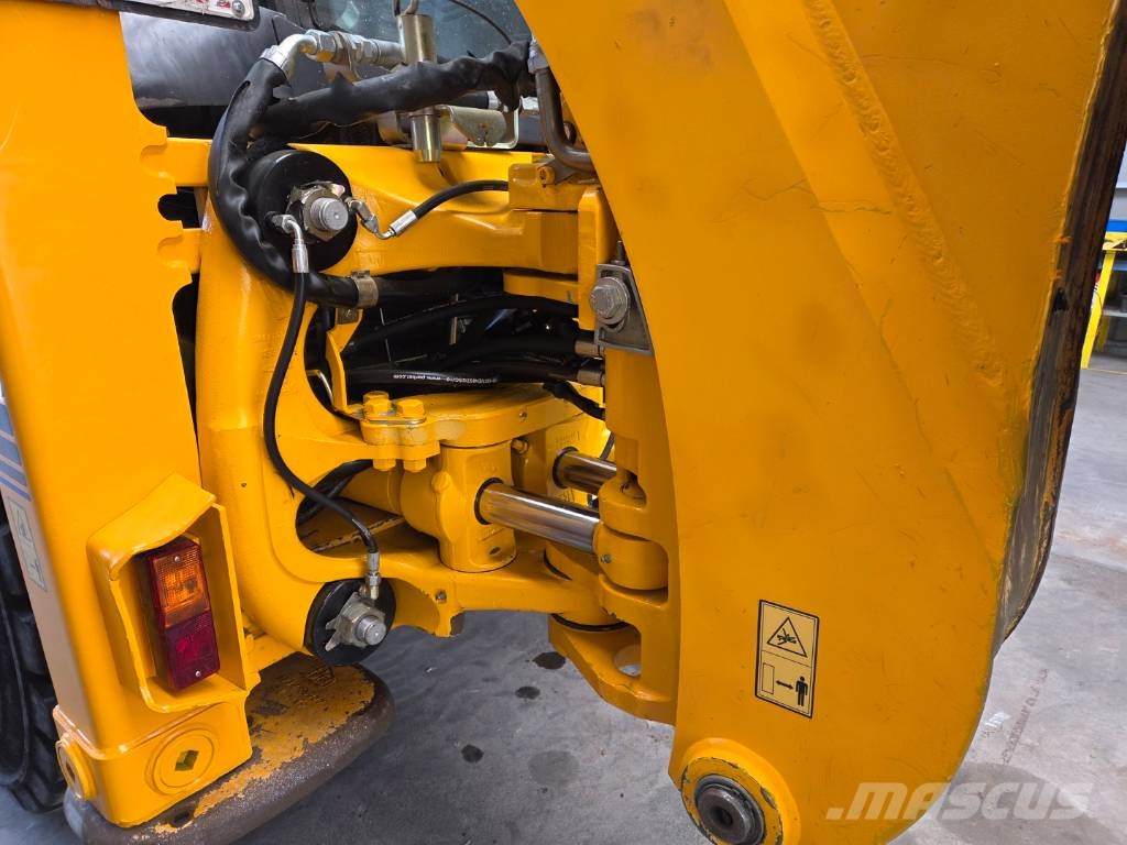 JCB 3 CX T Buldoexcavatoare