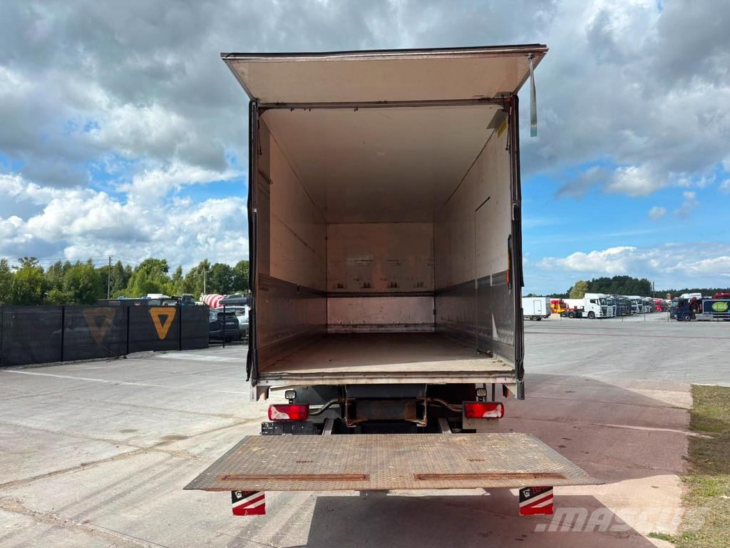 Scania P 320 4x2 BOX L=7578 mm Camiones con caja de remolque