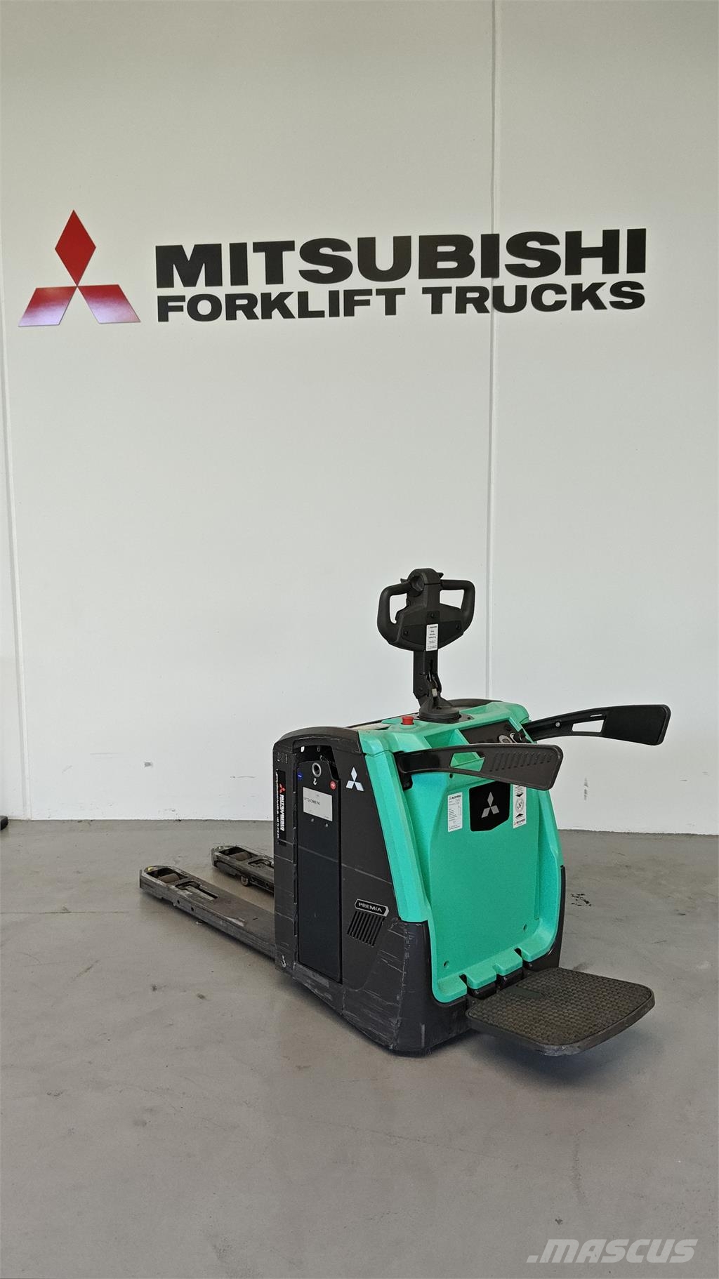 Mitsubishi PBV20N3 Platform trucks