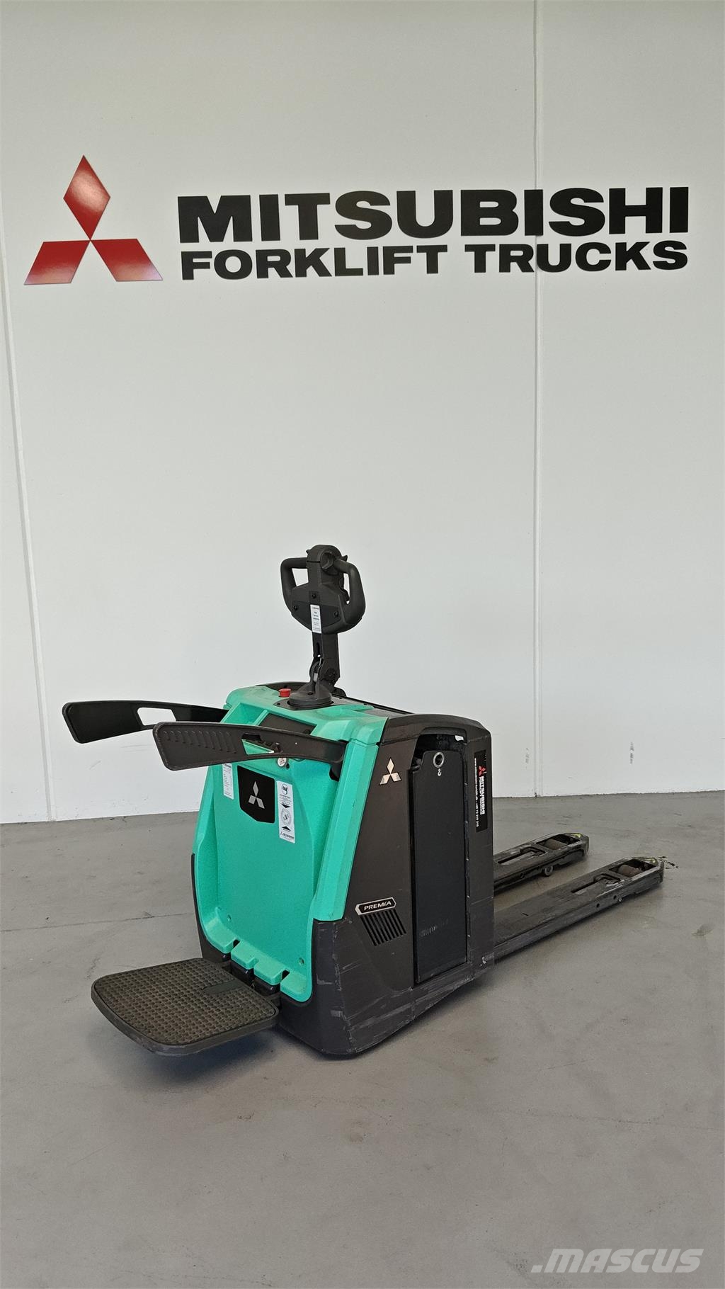 Mitsubishi PBV20N3 Platform trucks