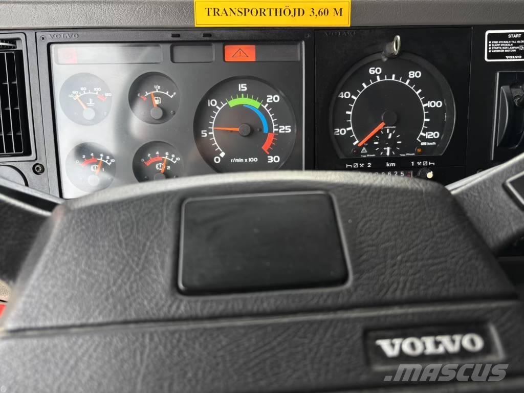 Volvo FL7 شاحنات حريق