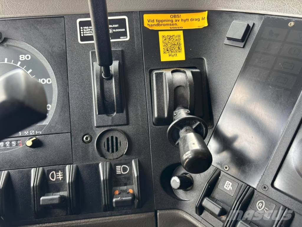 Volvo FL7 شاحنات حريق