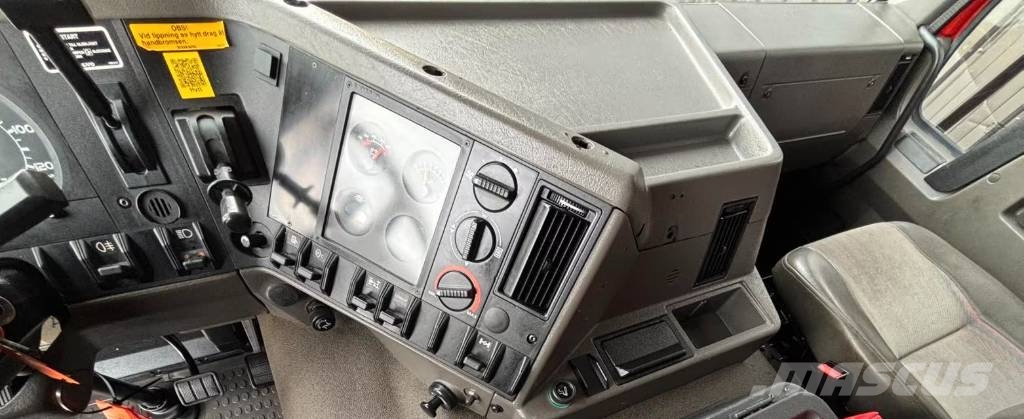 Volvo FL7 شاحنات حريق