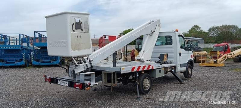 Iveco Daily Multitel 160 ALU DS - 16m المنصات الهوائية المثبتة على شاحنة