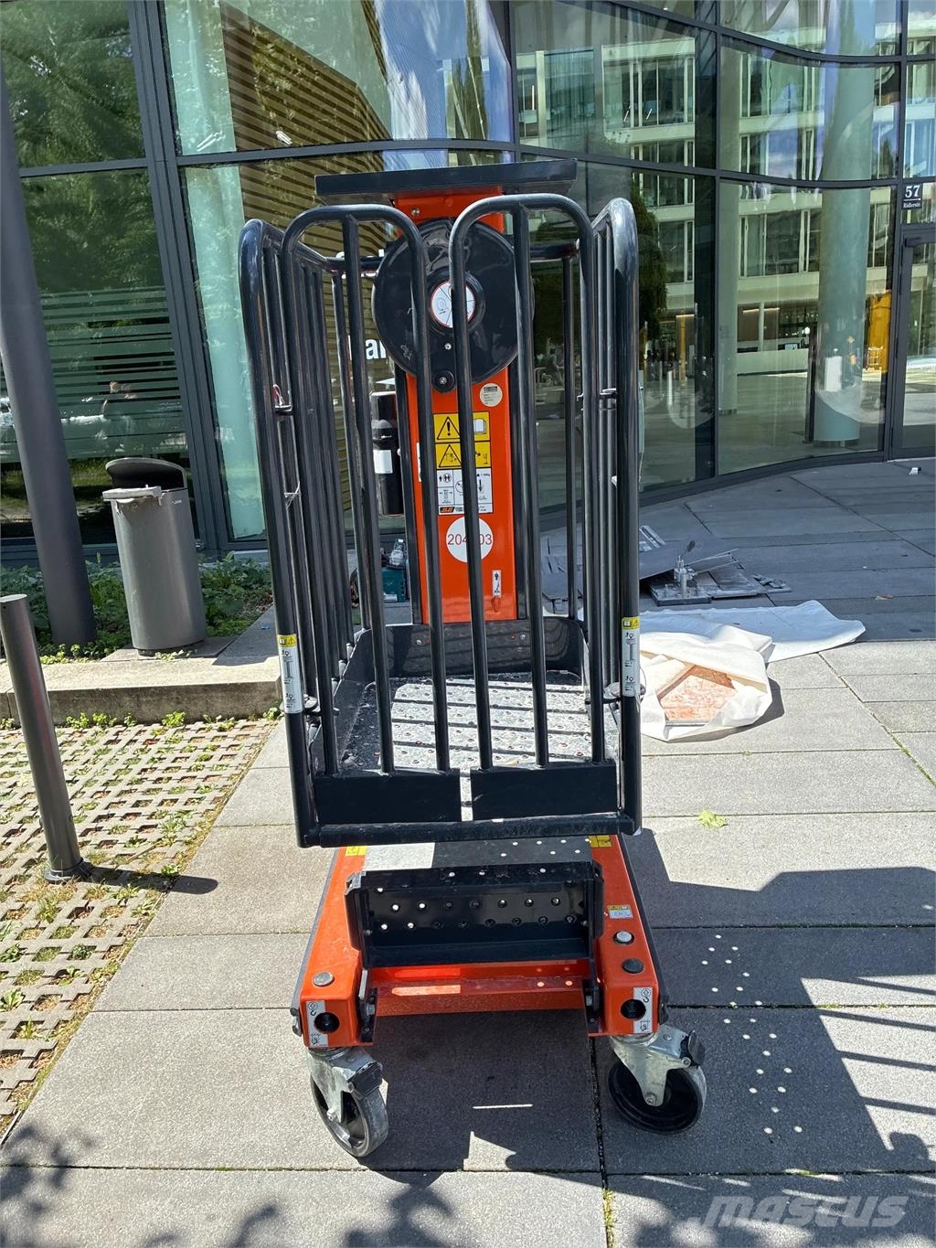 JLG Ecolift رافعات ومنصات أخرى