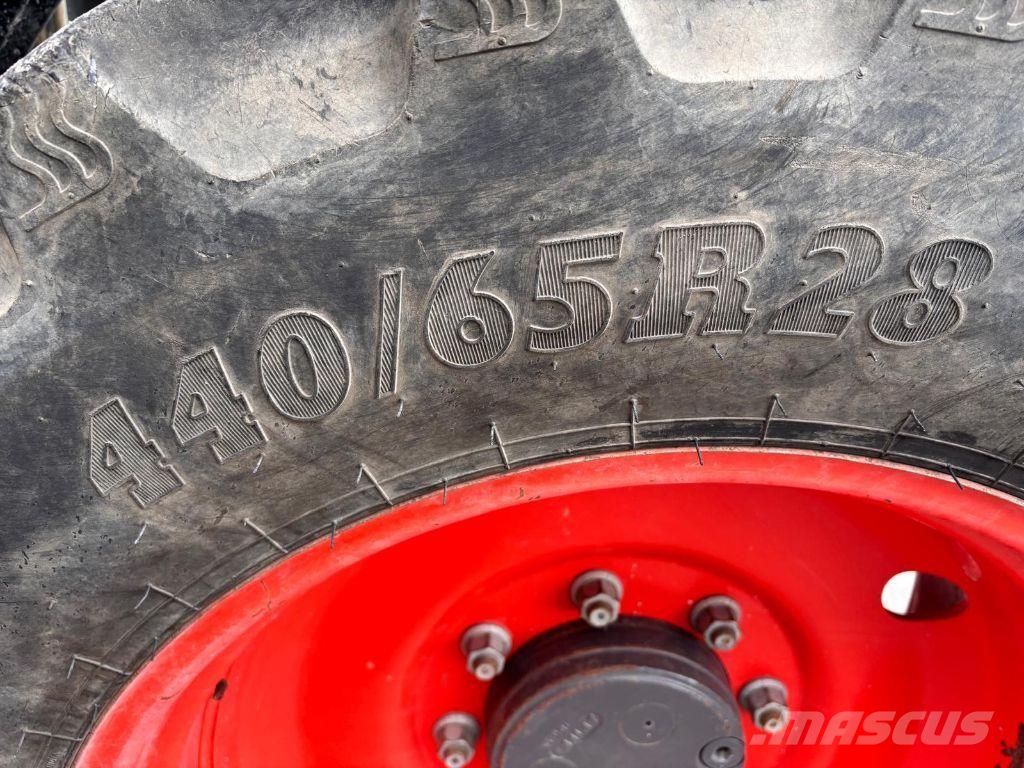 CLAAS ARION 420 트랙터