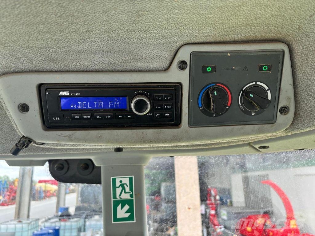 CLAAS ARION 420 트랙터