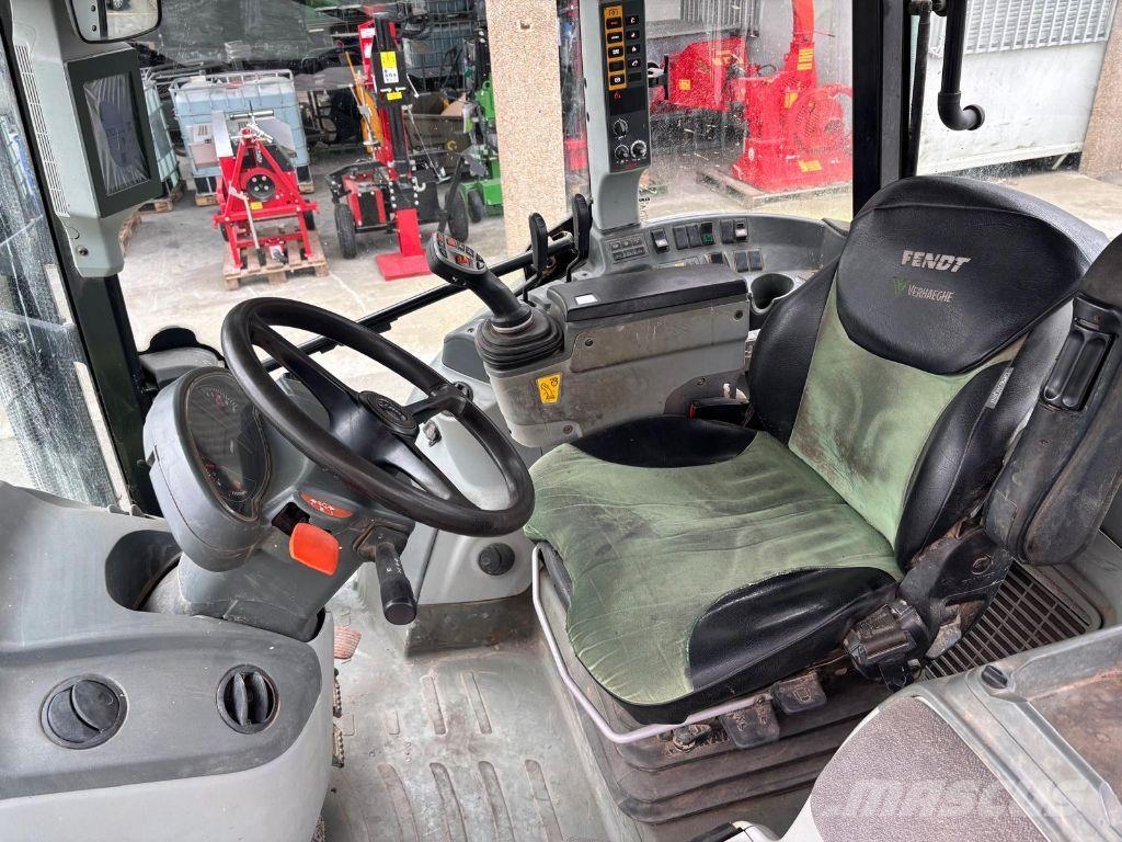 CLAAS ARION 420 Tracteur