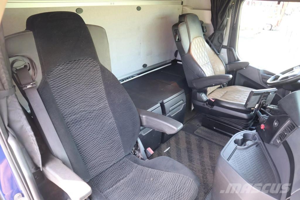 Mercedes-Benz Arocs 3658 8X4 | RETARDER | ASPHALT | EURO 6 Kallurid