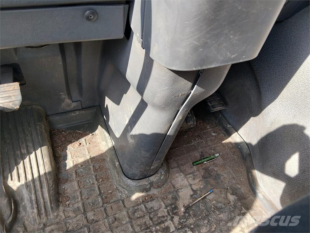 Volvo FM440 6x2 Camiones con caja de remolque