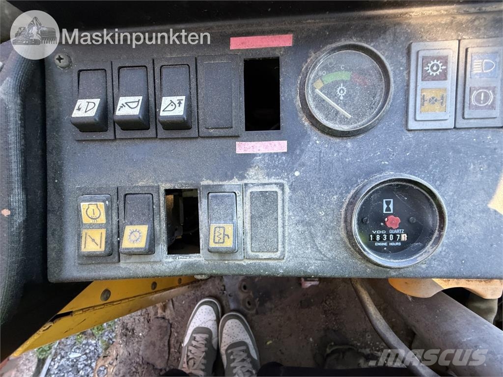 Volvo BM L70 Iekrāvēji uz riteņiem