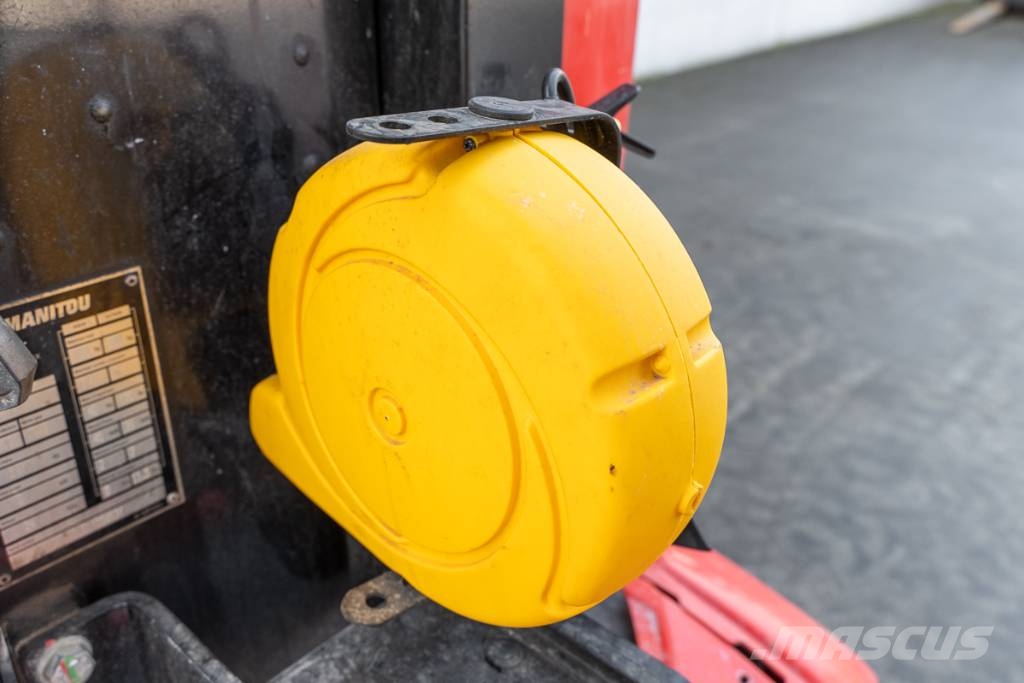 Manitou 100VJR Gelenkteleskoparbeitsbühnen