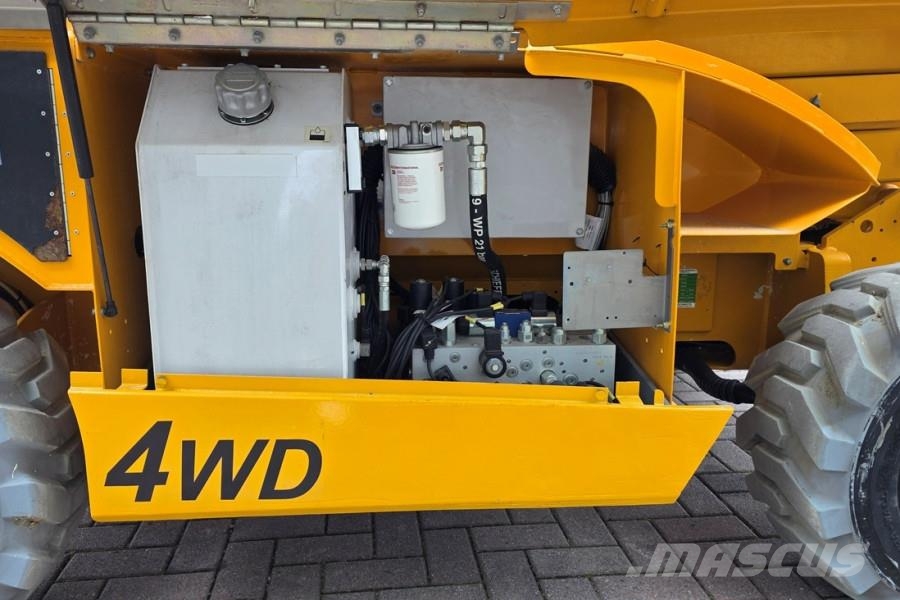 Haulotte COMPACT 10DX Diesel, 4x4 Drive, 10.2m Working Heig Scissor lifts