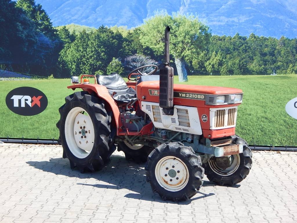 Yanmar YM 2210 D コンパクトトラクター