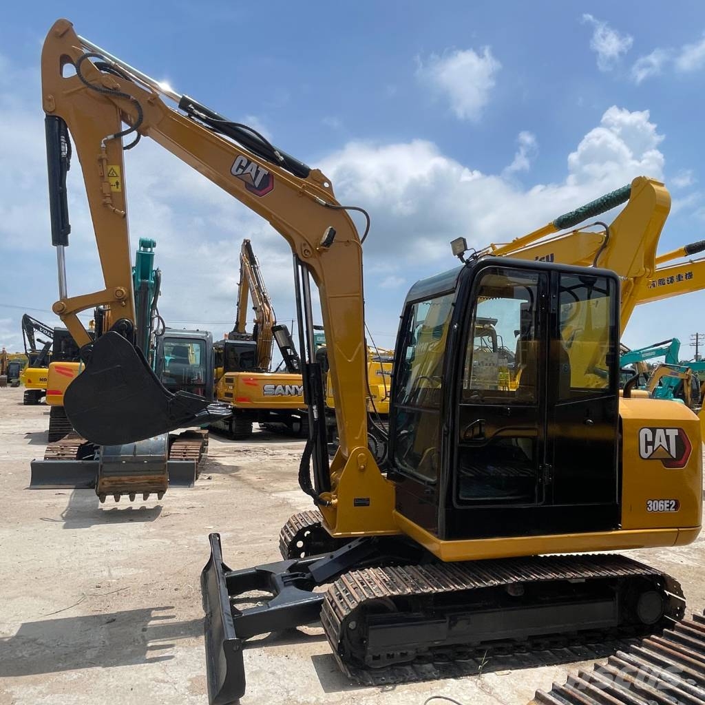CAT 306E2 Bagri goseničarji