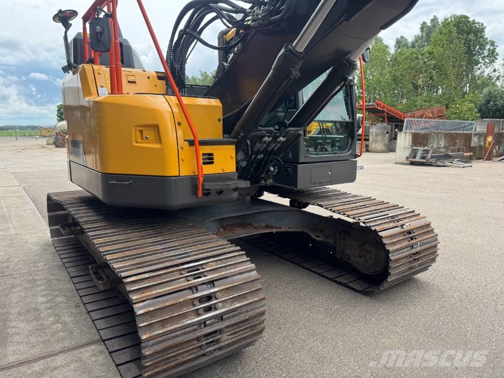 Volvo EC235EL Telakaivukoneet
