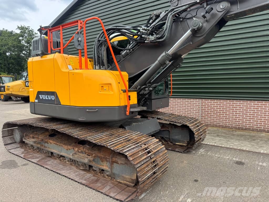 Volvo EC235EL Telakaivukoneet