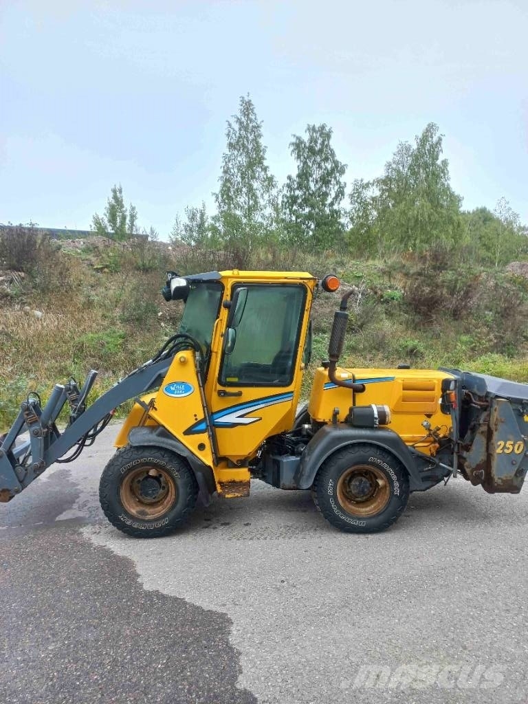 Wille 355B Kompakte traktorer