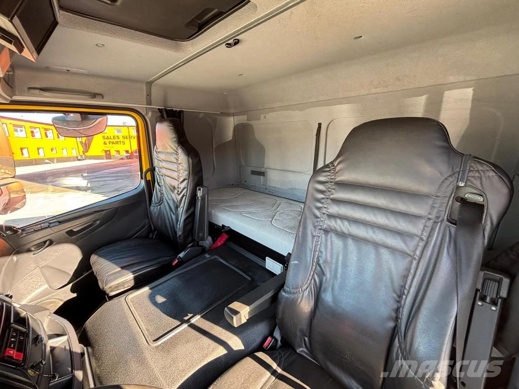 Mercedes-Benz Atego 1024 4x2 Versalift VDT-170-F / 2029 hours / Camiones grúa