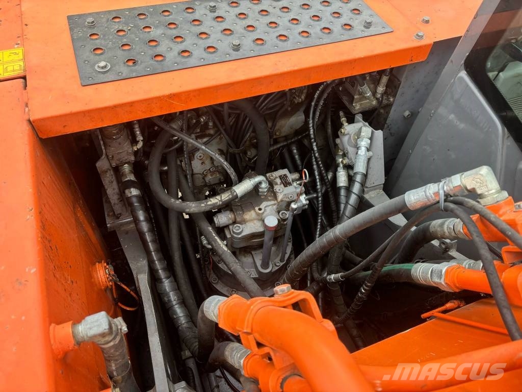 Hitachi ZX 210-3 Escavadeiras de esteiras
