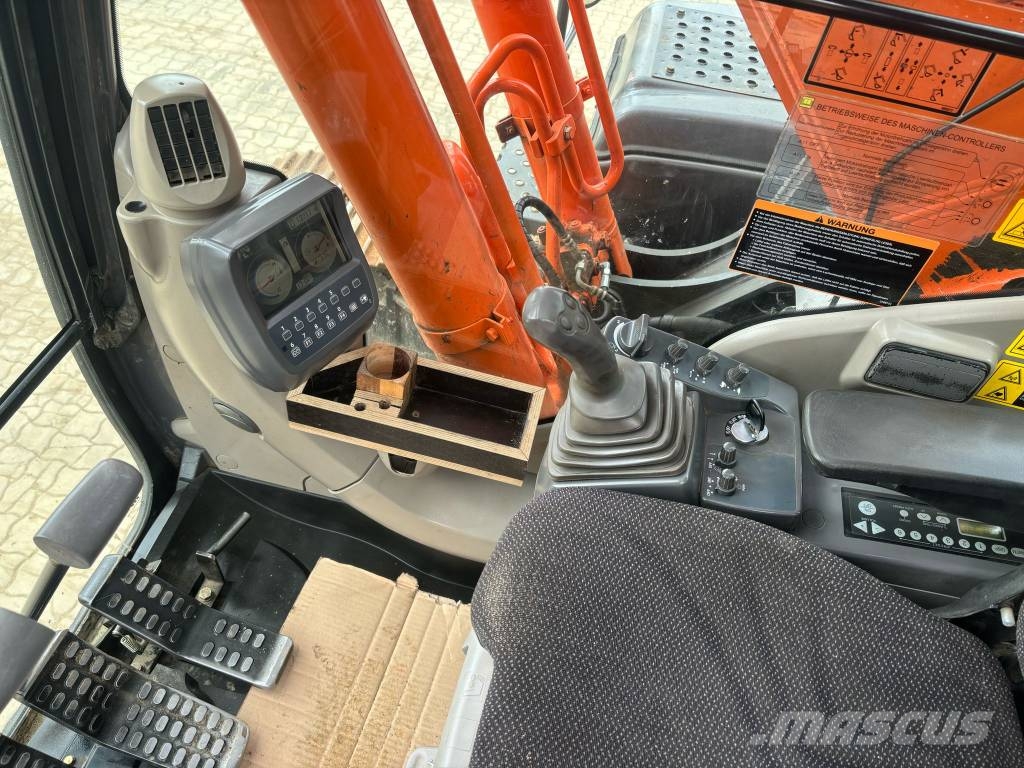 Hitachi ZX 210-3 Escavadeiras de esteiras