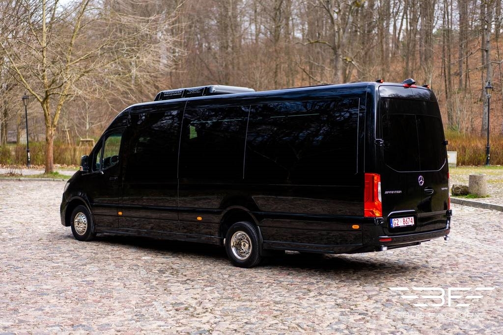 Mercedes-Benz Sprinter 519 XXL, Luxury Line 17+1 !! Minibuses