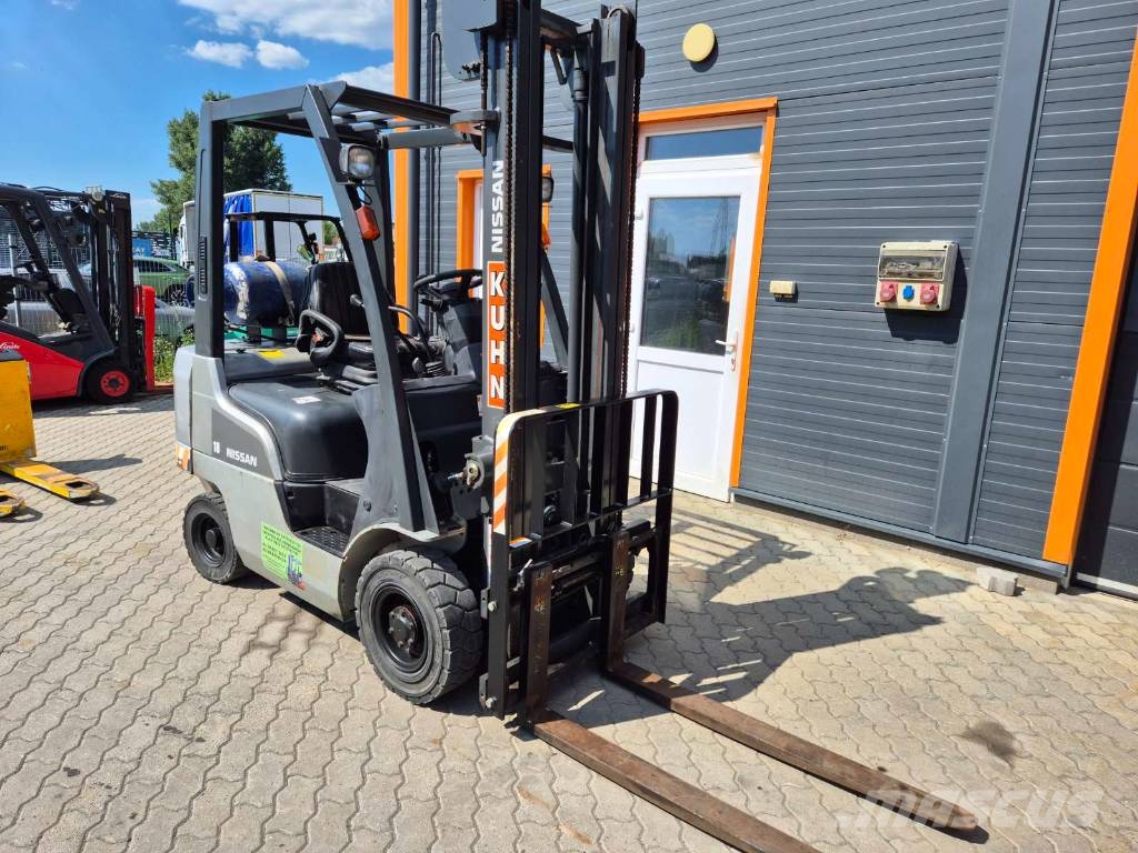 Nissan EBTP1 F1 LPG'li forkliftler