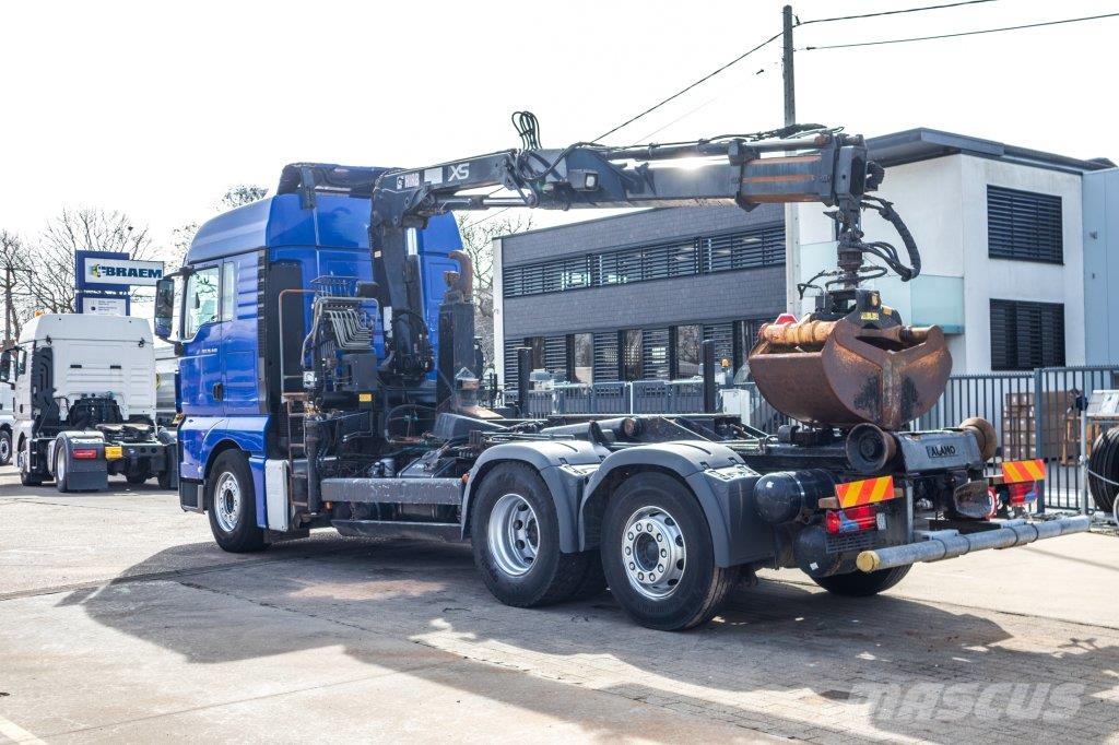 MAN TGX 25.440 LL - HIAB 122 PRO Camiones polibrazo