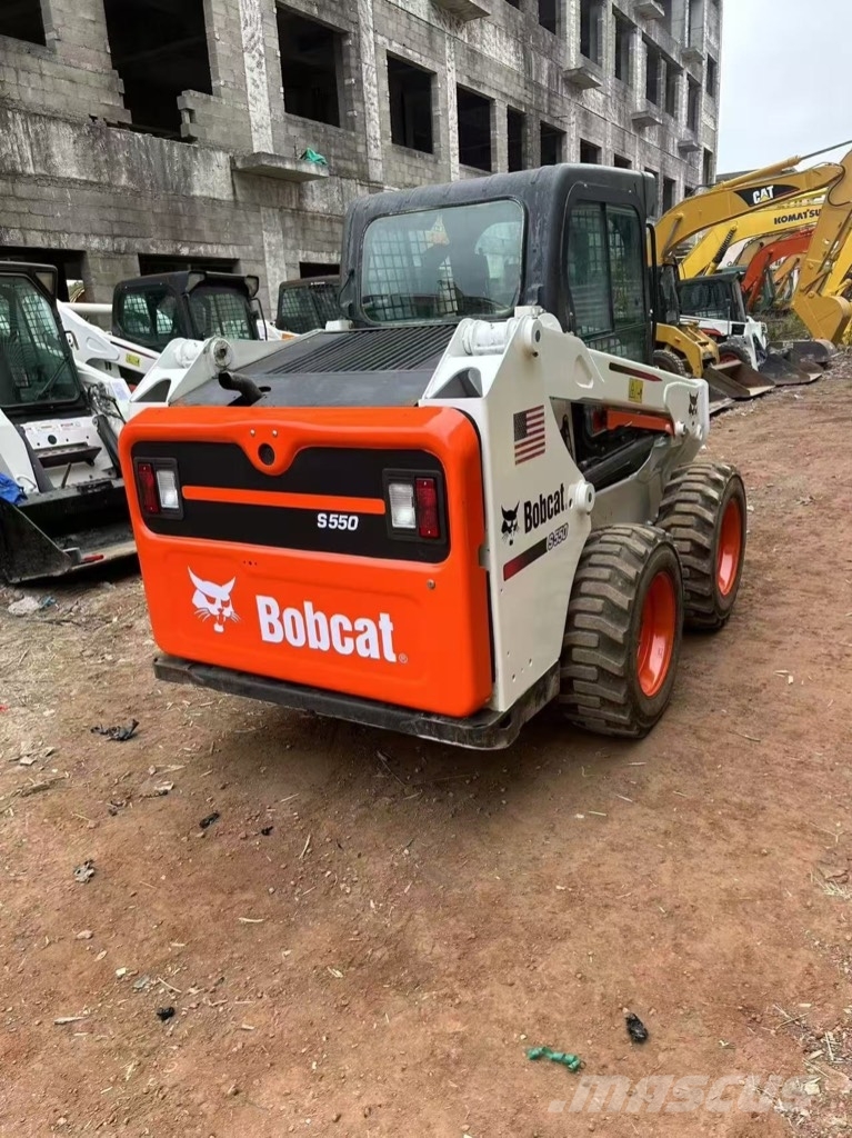 Bobcat S 550 Liukuohjatut kuormaajat