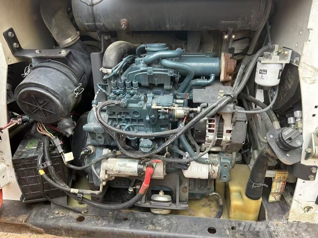 Bobcat S 550 Liukuohjatut kuormaajat