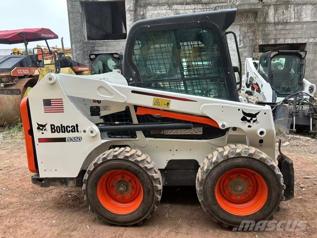 Bobcat S 550 Liukuohjatut kuormaajat